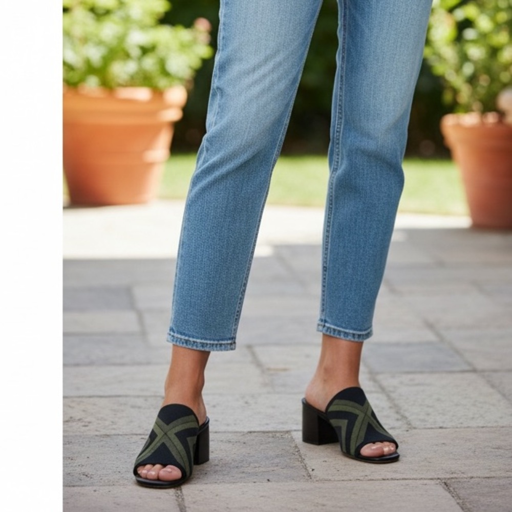 Sanctuary Rally Block Heel Slip-On Sandals Black Sage Green Size 8.5 M Comfort